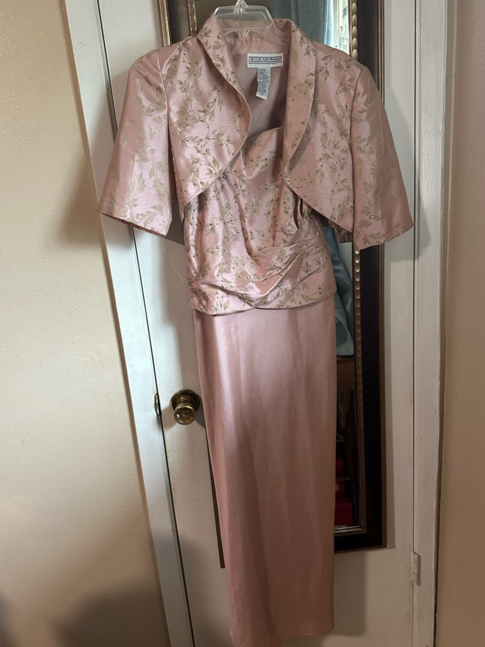 Jessica Howard Pink Floral Brocade Two-Piece Set
